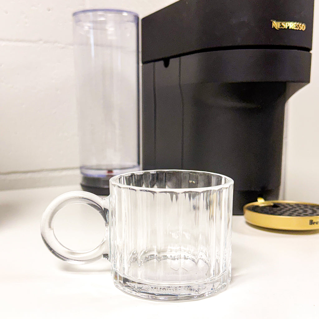 Tasse en verre poignée ronde