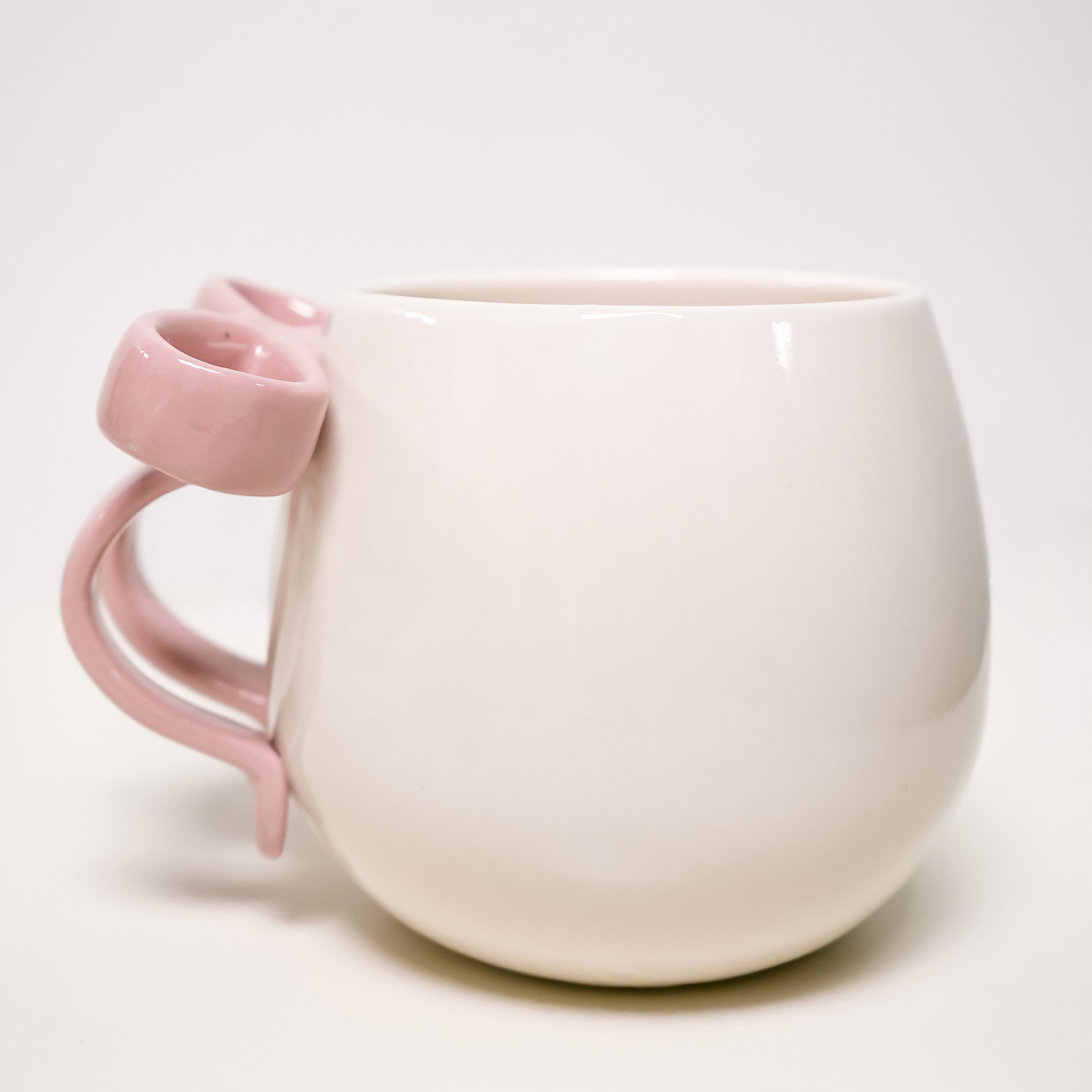 Tasse avec boucle rose